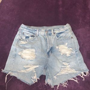 AE- 90’s boyfriend shorts